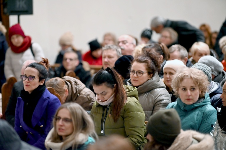 Ząbkowice Śl. Lutowa Msza św. z modlitwą o uzdrowienie