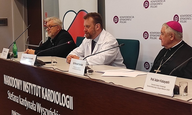 Prof. Szumowski o orędziu papieża na Światowy Dzień Chorego: Osoba chora pomaga lekarzom zrozumieć swoje człowieczeństwo
