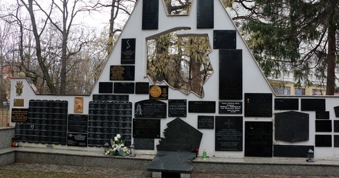Wrocławskie obchody 83. rocznicy pierwszej masowej zsyłki na Sybir 