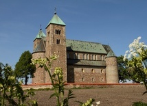 Tumska Archikolegiata dołączyła do Pomników Historii. 