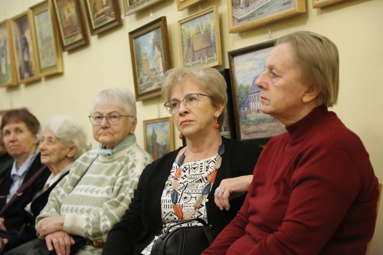 Kościoły, kościółki, kaplice