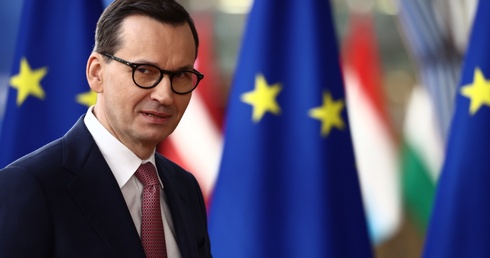 Premier Morawiecki: Ukraina najbardziej potrzebuje amunicji