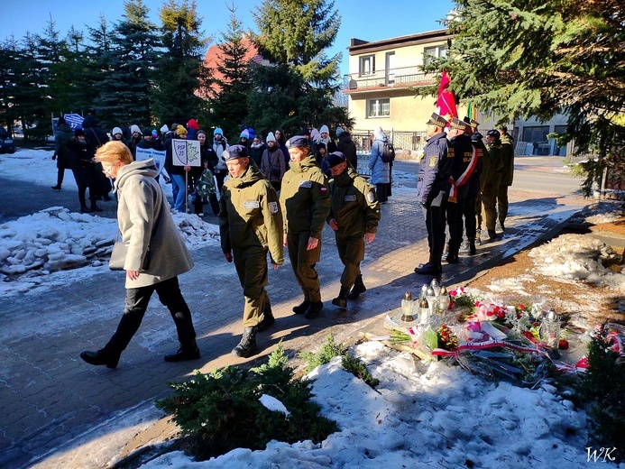 Wałbrzych uczcił 83. rocznicę masowej deportacji Polaków na Sybir