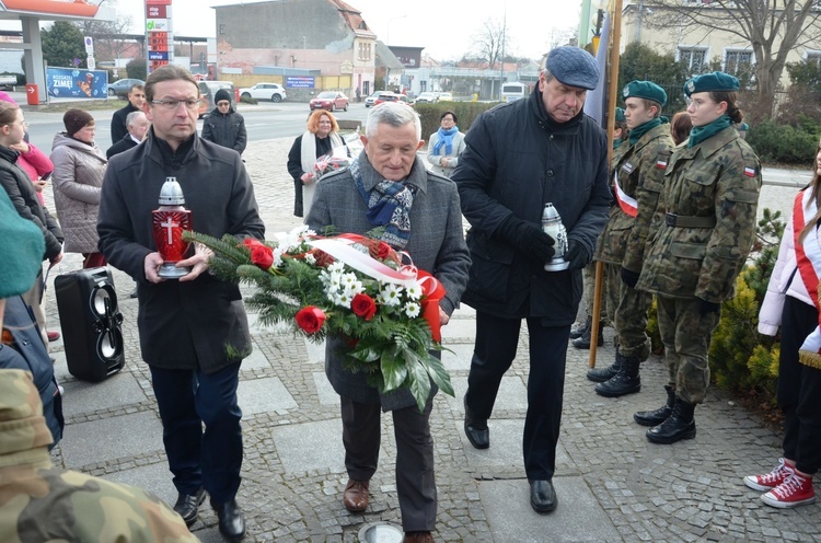 83. rocznica masowej deportacji Polaków na Sybir w Strzegomiu