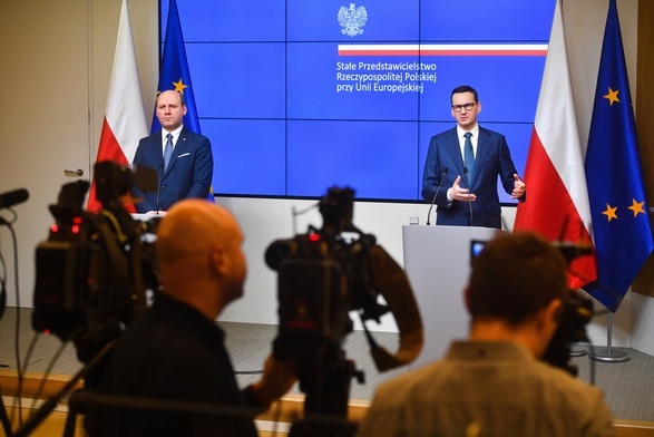 Premier po szczycie UE: w konkluzji jest zapis o wsparciu dla państw pomagających Ukraińcom