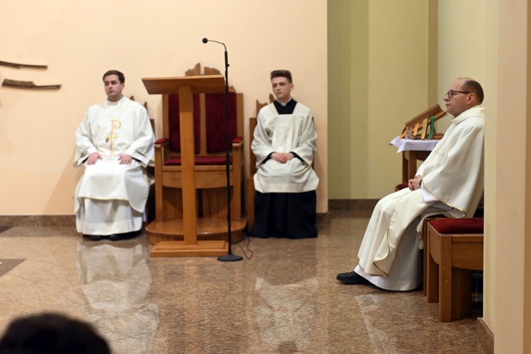 W seminarium zaczęły się rekolekcje powołaniowe