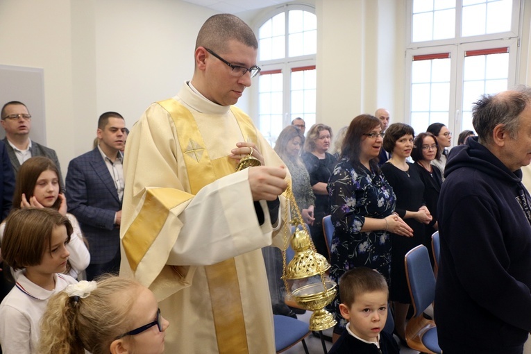 Błogosławieństwo kaplicy w Katolickim Zespole Szkolno-Przedszkolnym "Paulińska"