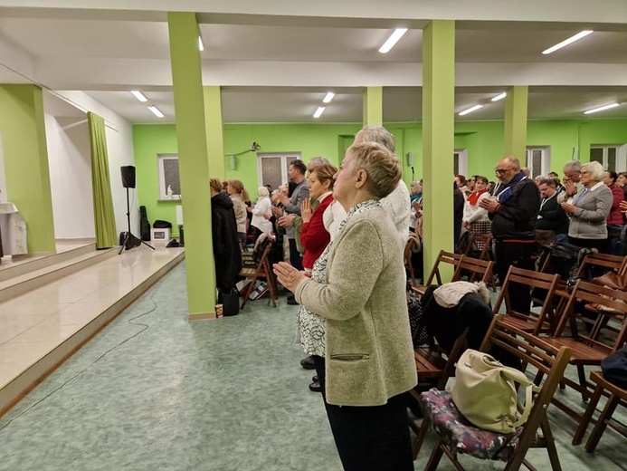 Trwają rekolekcje dla wspólnot Odnowy w Duchu Świętym z Gorzowa i okolic