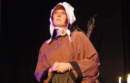 Ebenezer Scrooge i inni - nauczyciele bielskiego gastronoma na scenie