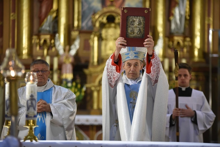 U Matki w Porąbce Uszewskiej