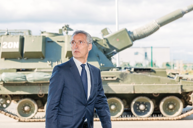 Rzeczniczka NATO: Jens Stoltenberg opuści w październiku stanowisko szefa Sojuszu Północnoatlantyckiego