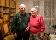 Państwo Henryka i Stanisław Kikołowie 2 lutego obchodzili 76. rocznicę ślubu.