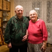 Państwo Henryka i Stanisław Kikołowie 2 lutego obchodzili 76. rocznicę ślubu.