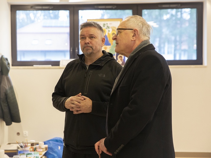 Prace nad ikoną w Pleśnej