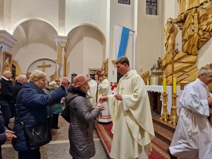 Biskup odwiedził chorych w domach