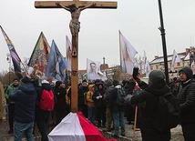 ▲	Przed tygodniem ogólnopolskie spotkanie Wojowników Maryi rozpoczęło się nieopodal miejsca objawień Jezusa Miłosiernego św. s. Faustynie Kowalskiej.