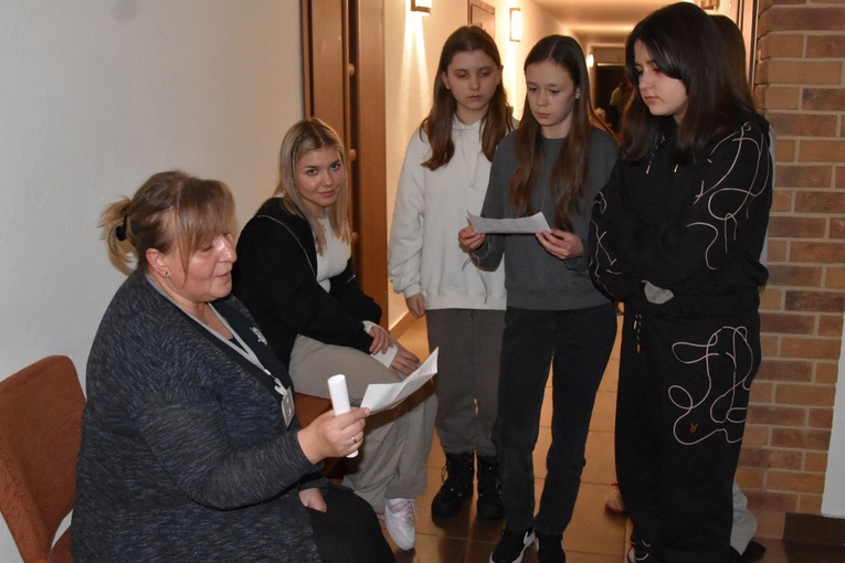 Pierwsze dni zimowiska z ks. Marcinem Zawadą