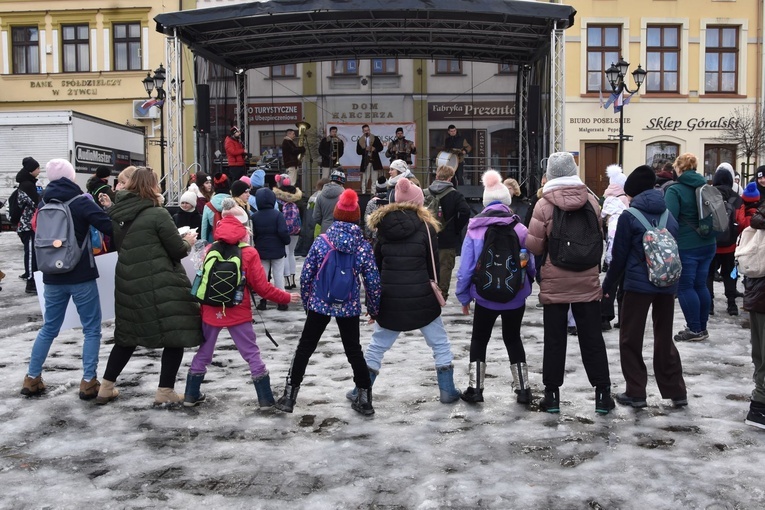 Pierwsze dni zimowiska z ks. Marcinem Zawadą
