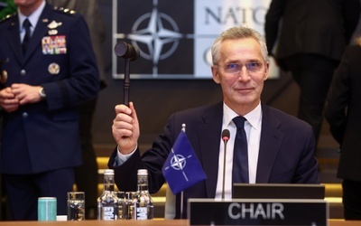 W środę szef NATO spotka się z prezydentem RP Andrzejem Dudą w kwaterze głównej Sojuszu