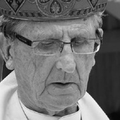 Polski arcybiskup zmarł w Papui Nowej Gwinei 