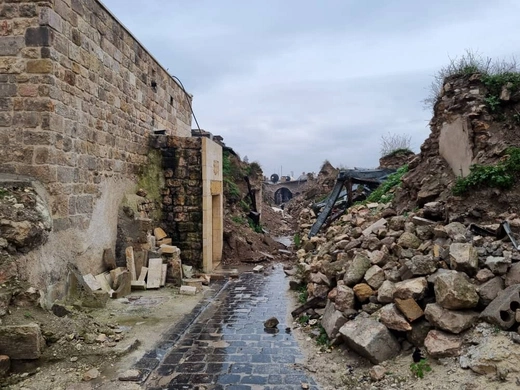 Potężne trzesienie ziemi w Turcji i Syrii