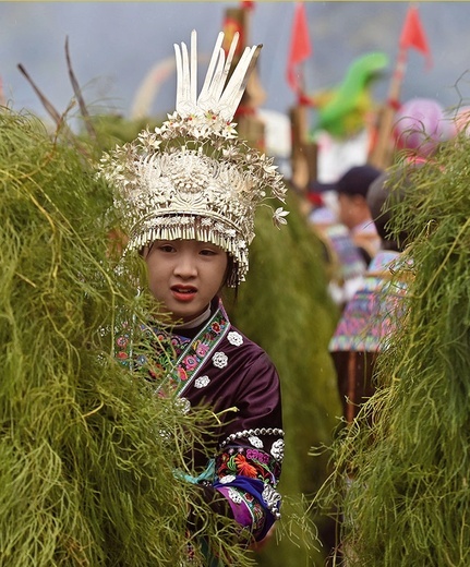 Przedstawiciel grupy etnicznej Miao podczas Festiwalu Pohui w Xiangfen w południowych Chinach.
6.02.2023  Xiangfen, Chiny