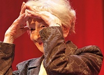 Wisława Szymborska podczas wieczoru autorskiego w Operze Krakowskiej w 2009 r.