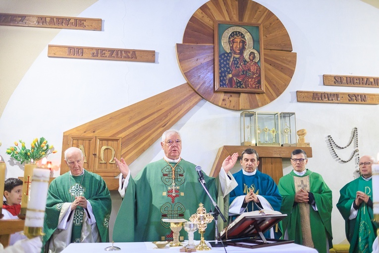 Kardynał Müller odwiedził Wałbrzych