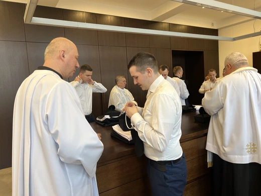 Wyższe Śląskie Seminarium Duchowne. Obłóczny alumnów III roku