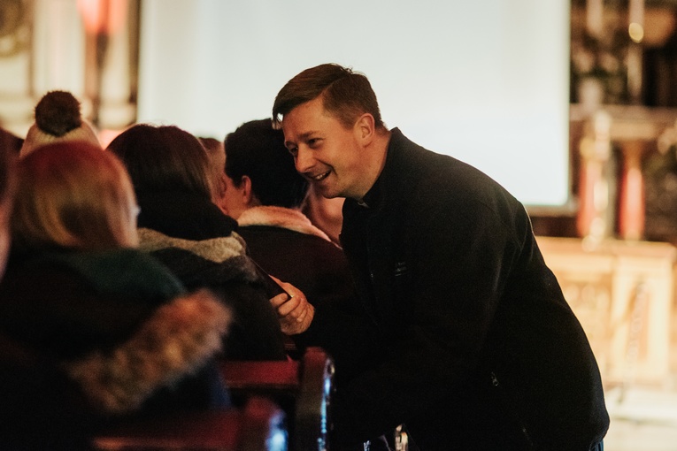 Modlitewne spotkanie młodych na Starych Szkotach