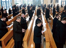 Wspólna modlitwa brewiarzowa.