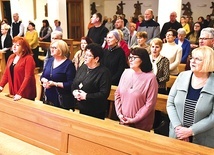 Na co dzień pomagają innym, sami też potrzebują umocnienia.