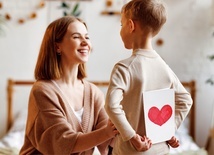 Prostota i wdzięczność w czasach zakupokalipsy