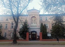 Budynek klasztorny przy ul. Wolności 198. 