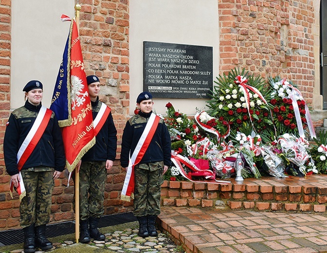 Kościół św. Marcina  jest dziś miejscem pamięci o rodakach z Breslau. Tam znajduje się tablica z Prawdami spod  znaku Rodła.