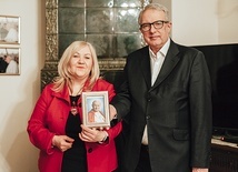 Małżonkowie cały czas modlą się za wstawiennictwem Ojca Świętego.