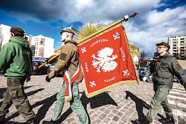 Po Mszy św. pod budynkiem Arsenału odbył się apel pamięci.