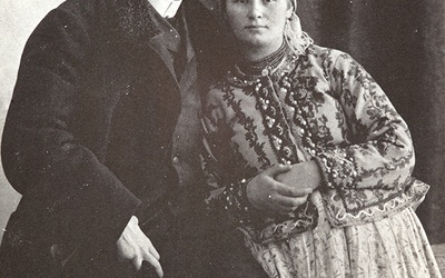 Anna i Włodzimierz Tetmajerowie. Fotografia archiwalna z lat 90. XIX wieku.