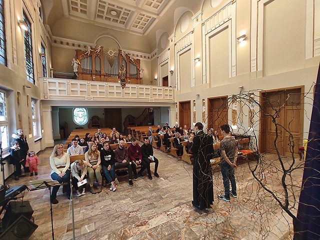 Dla większości uczestników takie spotkanie to prawdziwe rekolekcje.