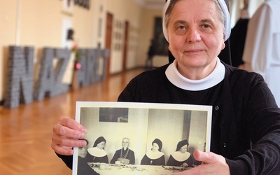 Nazaretanki z Warszawy szukają krewnych bohaterskiej s. Eutalii (druga od prawej).