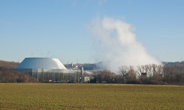 Niemcy: Za kilka dni wyłączenie ostatnich elektrowni atomowych - to "dramatyczny błąd"