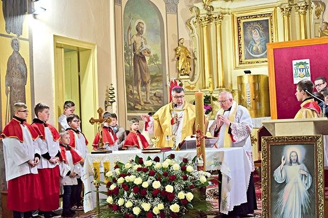 Wydarzenie rozpoczęło się Mszą św. pod przewodnictwem  bp. Wojciecha Osiala.