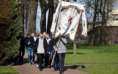 	Chorągwiarze w Boczkach Chełmońskich tradycyjnie spotkali się we wtorek wielkanocny.