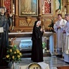 Podczas wizyty w kaplicy Zgromadzenia Sióstr Matki Bożej Miłosierdzia w Krakowie-Łagiewnikach.