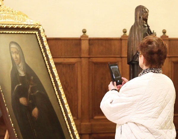 Wielu parafian zainteresowała niezwykła tercjarka, zmarła w opinii świętości.