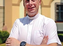 	Rzecznik prasowy archidiecezji wrocławskiej zwraca uwagę na sposób i miejsce dyskusji.