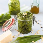 Pesto z czosnku niedźwiedziego