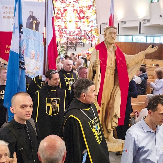 Wspomnienie tego świętego jest obchodzone jako uroczystość w metropolii oraz jako święto w zakonie jezuitów.