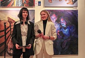 ▲	Wernisaż poprowadziły Alicja Waszczuk (z lewej) i Zuzanna Bryk. 