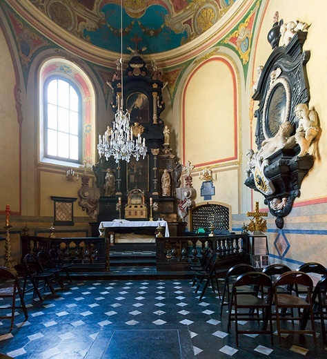 	Relikwie błogosławionej mniszki znajdują się w poświęconej jej kaplicy w bazylice franciszkanów w Krakowie.